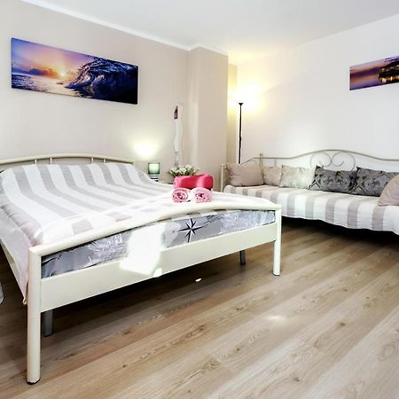 Studio Sony Rovinj Exteriör bild
